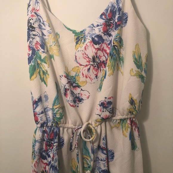 Flower romper - Picture 2 of 5